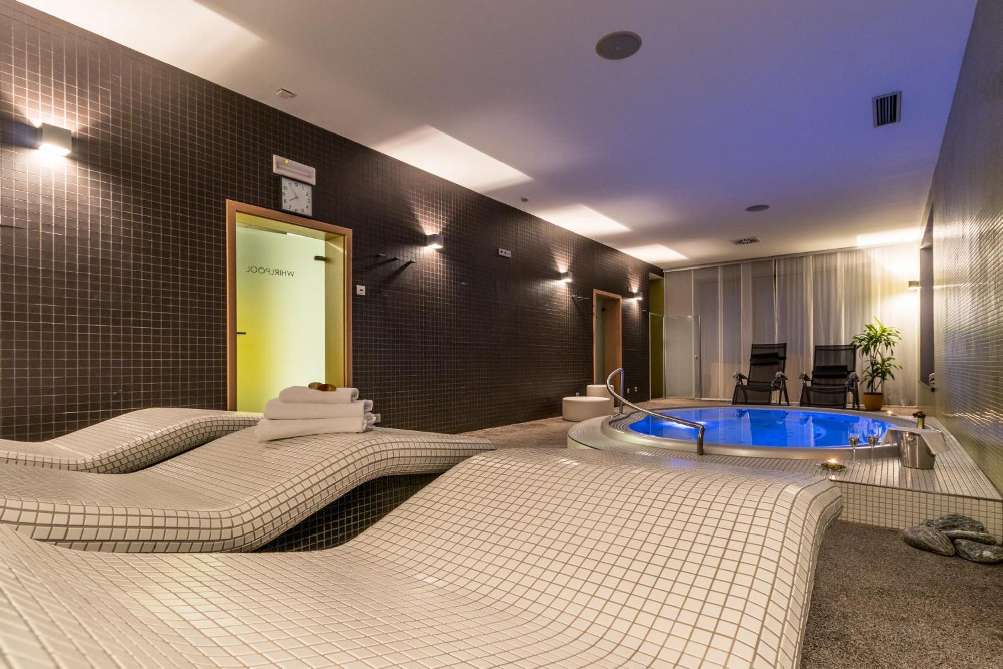 Hotel Kravi Hora โบเรติตเซ ภายนอก รูปภาพ